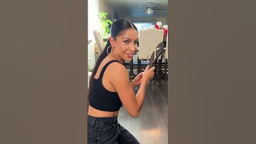 Latinas in a horror movie 😭🫠 @NEST : #shorts #short #evelyngonzalez