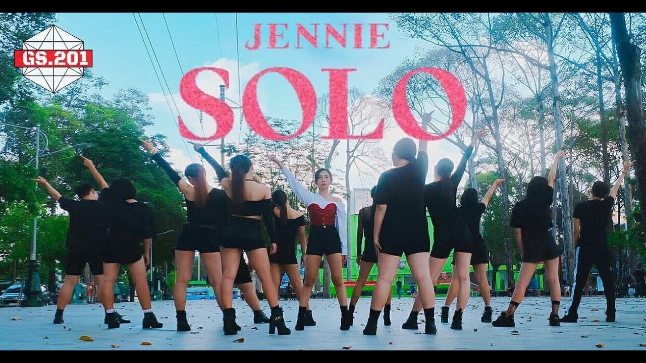 [KPOP IN PUBLIC] JENNIE - SOLO Dance Cover by Gs.201 - YouTube