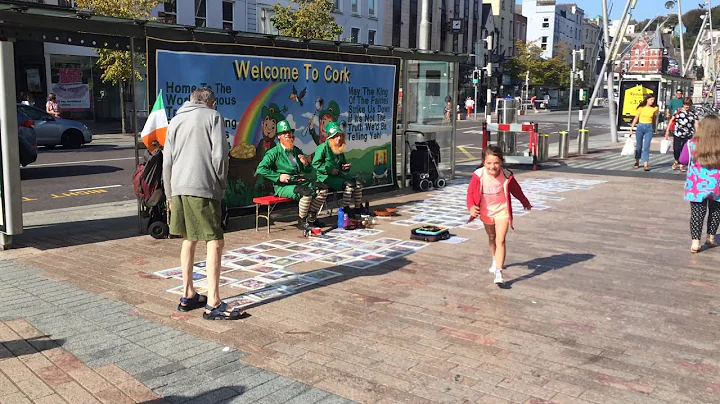 Paula meeting two Irish Leprechaun in Cork