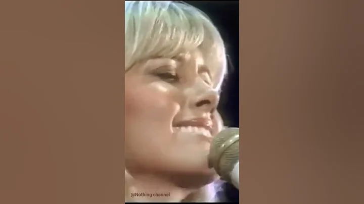 Olivia Newton John → Hopelessly Devoted to You...1978