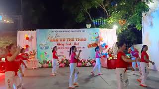 Tình yêu anh dành cho em.CLB dân vũ phố Phát Diệm Nam, Kim Sơn, Ninh Bình