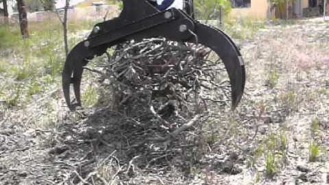 Old Style Log Skidding Grapple - Jims Trees Dianella