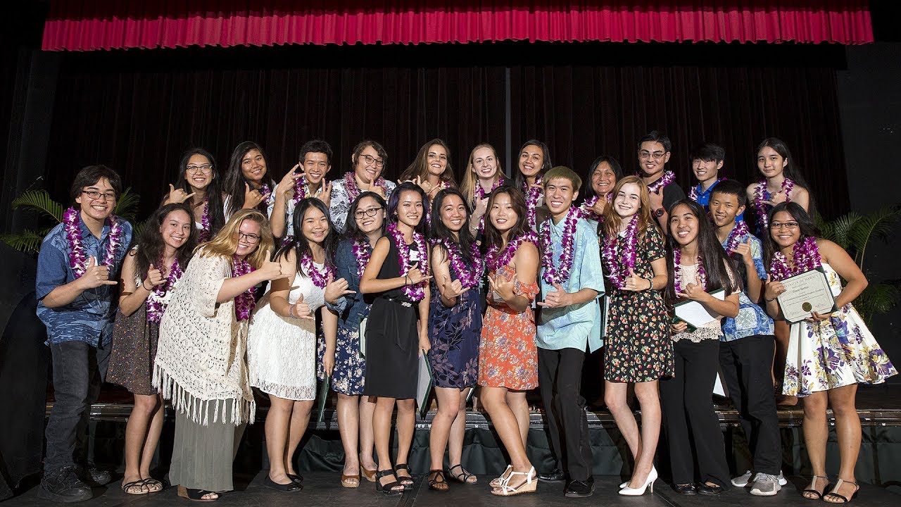 Hawaiʻi’s best and brightest awarded UH scholarships YouTube
