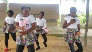 The Sgfmi Dancers live display on minimum effort by Samsung