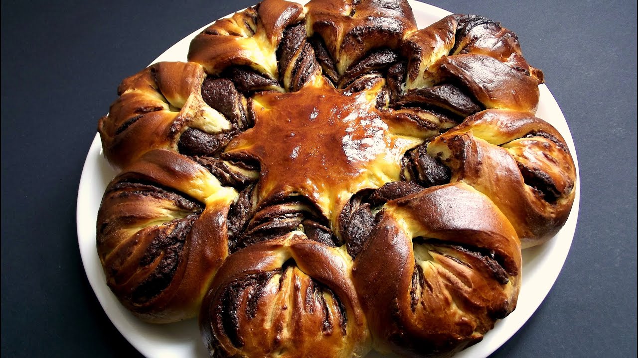 Nutella Blume – Hefeteig Brioche Rezept mit Nutella - YouTube