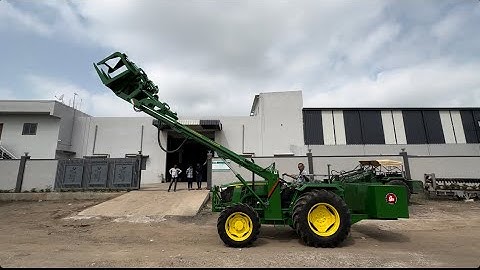 Telescopic loader mounted on Jhondeer 5310