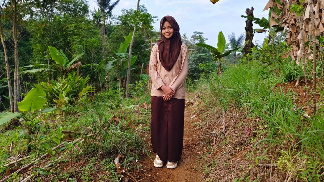 GAK SENGAJA.. BERTEMU DENGAN PERAWAN DESA CANTIK ALAMI DI PELOSOK TASIKMALAYA