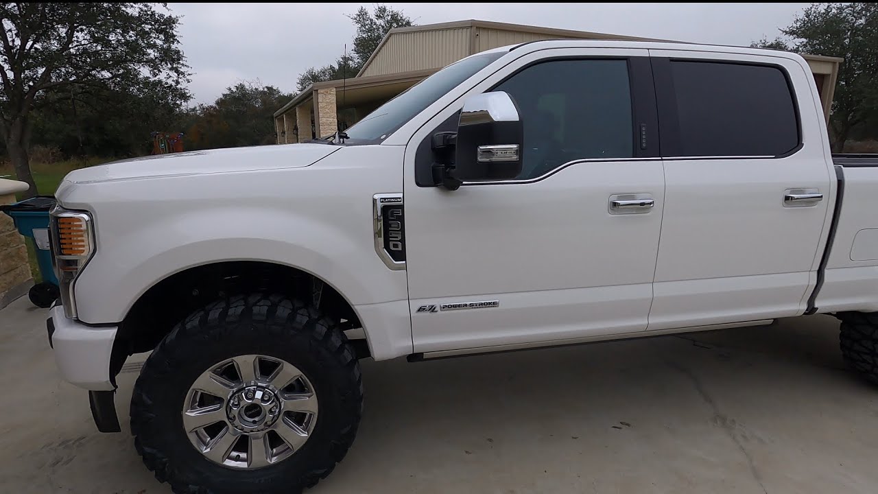 2022-ford-f-350-platinum-gets-37-nitto-mud-grappler-tires-and-2-5