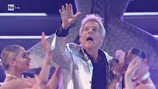 Download Lagu Acqua dalla luna - Claudio Baglioni - Live al Foro Italico - A TUTTO CUORE - Rai 1 MP3