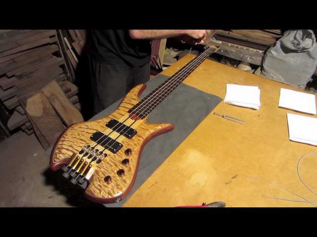 Daniel Fernández Basses - DF Headless System - Bajos eléctricos