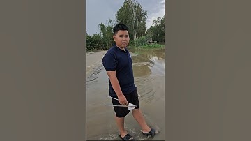 Hồng Ngự Đồng Tháp giáp biên giới Campuchia nước lũ chảy về cuồn cuộn