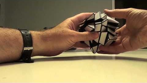 Master Ghost Cube Solve Part 1:  Center placement