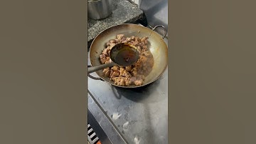 Sườn non kho thơm + củ cải trắng