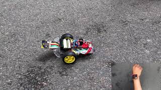 Microbit control the car by gestures - điều khiển bằng cử chỉ tay
