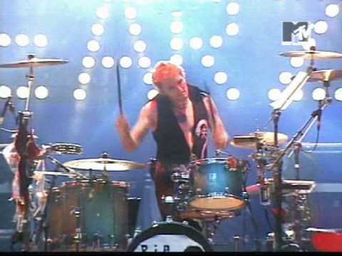 Die Ärzte - Live 2003 - 20 Jahre Netto - 13 - Manchmal haben Frauen ....avi