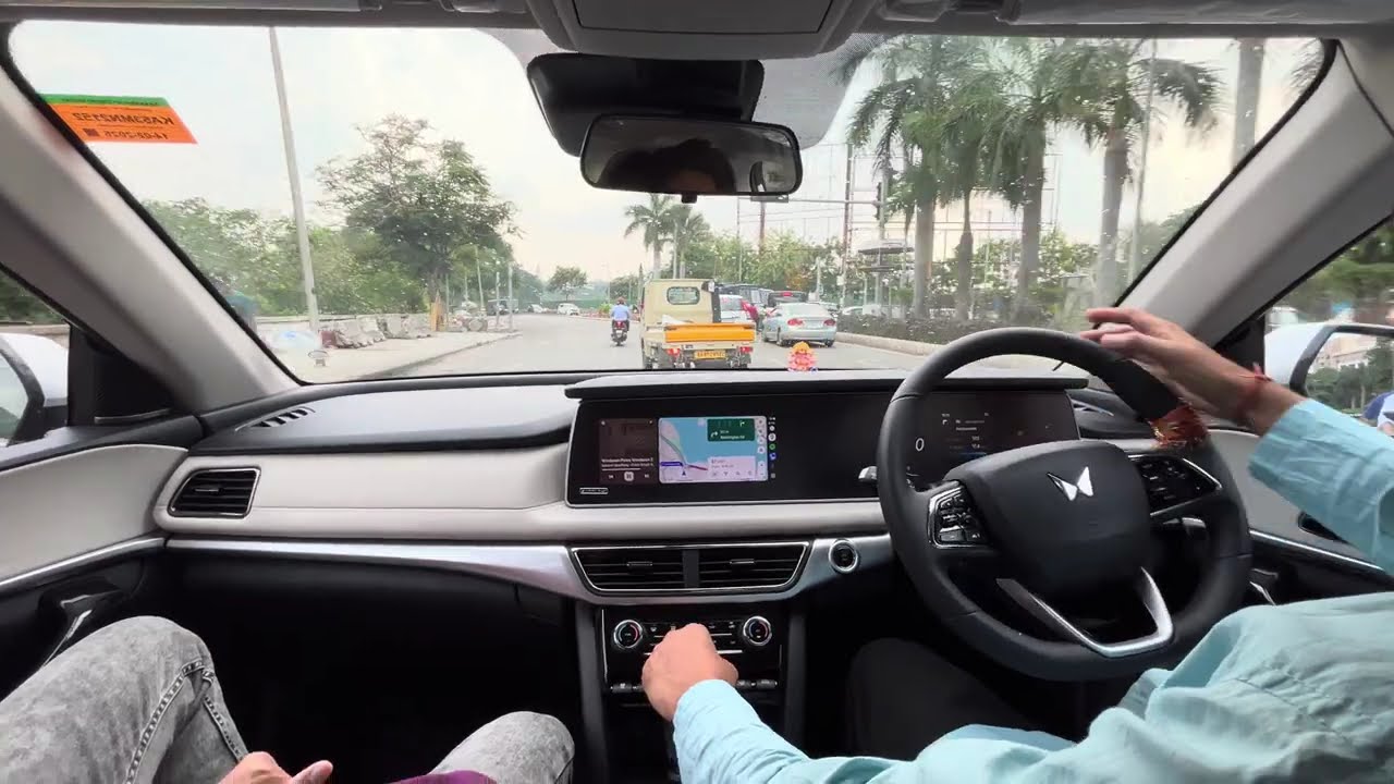 XUV700 Drive in Bangalore Rain | 4K Video | Ulsoor Lake | Rajajinagar | Malleshwaram