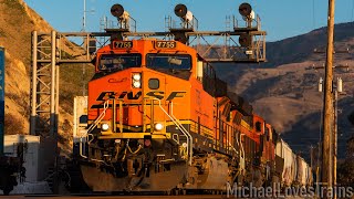 BNSF Freight Trains in the Santa Ana River Canyon - Corona, CA
Located on the border of Orange and Riverside Counties, lies the Santa Ana River Canyon. Not only does the canyon provide a vital through-fare for the 91 Freeway, but also for the busy BNSF San Bernardino Subdivision. Dozens of BNSF, Metrolink, and Amtrak trains pass through here on a daily basis providing some great train watching opportunities. Many interesting vantage points exist throughout this area as well, some of which are very undershot in my opinion.
In this video, well explore more of the Eastern end of the canyon, by the Green River Golf Course and river bridges. The Golf Course also hosts a private crossing, which provides some nice horn opportunities as well. Managed to get some of the Spring green as well, which is a welcome sight in water deprived Southern California! All locations listed in the video.
Ive showcased before the Santa Ana Canyon before with my horseshoe curve video, located next door in Yorba Linda. Ive provided a link here for that video. https://youtu.be/HXw0Ss2h6VA
Thanks for watching! | Video and Content by MichaelLovesTrains 2021
#BNSF
Timeline:
Crestridge Drive: 00:00
Green River Golf Course: 05:45
MP 31.2 Intermediates: 14:59
CP Prado Dam: 21:24
West Corona: 22:39
Railroad Street, Corona (Bonus Shot): 24:03 BNSF Freight Trains in the Santa Ana River Canyon - Corona, CA