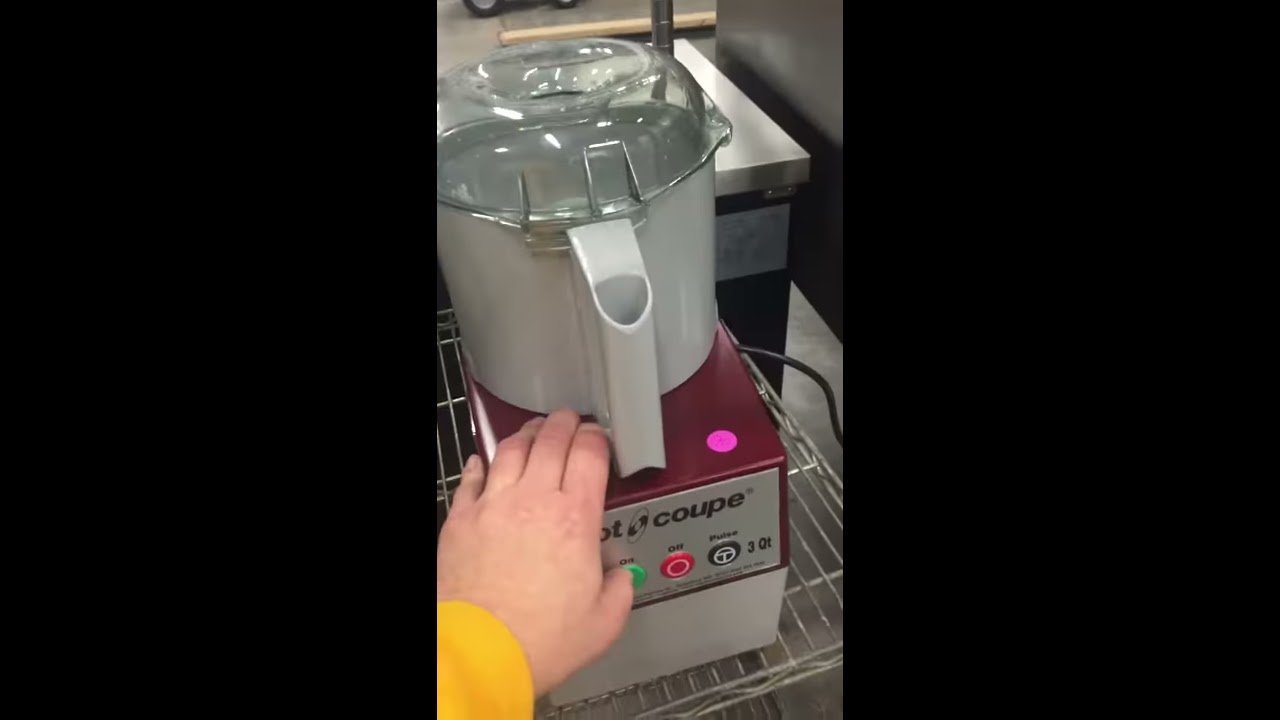 New Robot Coupe R2 Food Processor