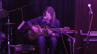 Dom Martin - Walkin Blues