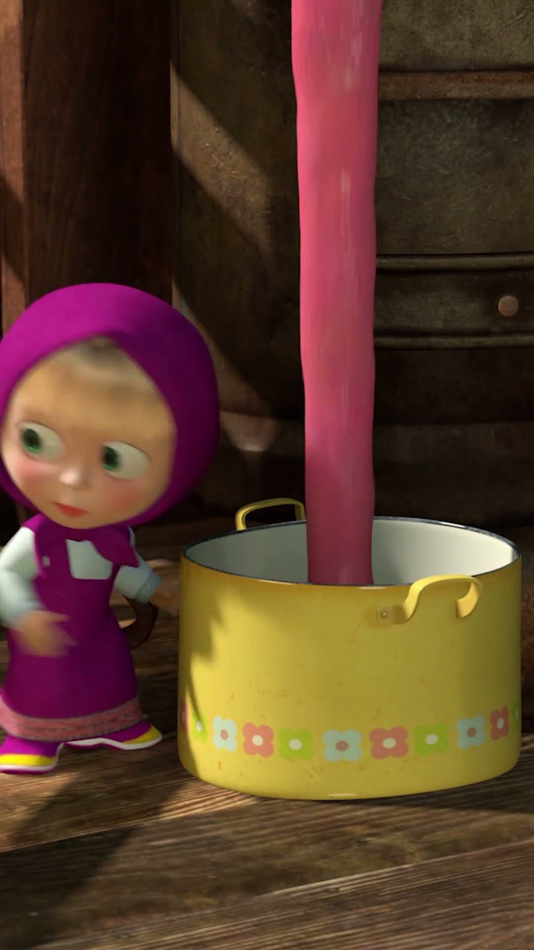When you cook for a family… ?‍?? #RecipeForDisaster #MashaAndTheBear #Shorts #cartoonforkids #kids