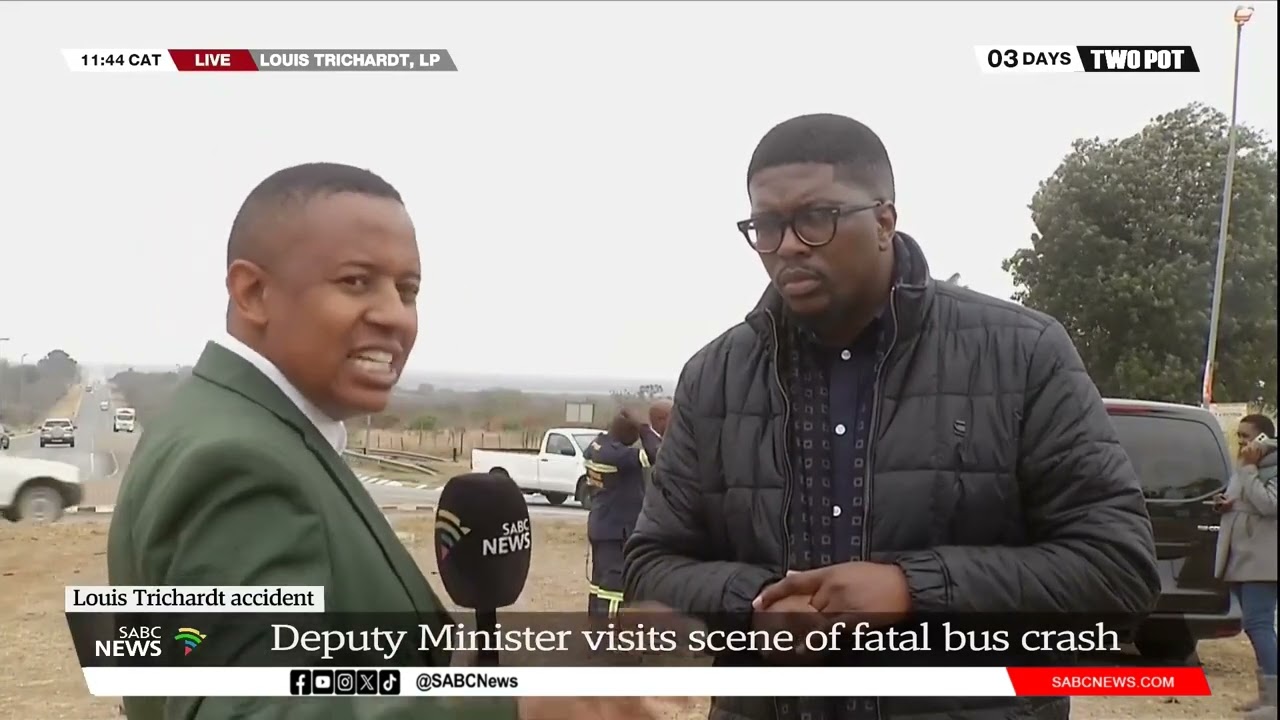 Limpopo Bus Crash | Transport Deputy Minister visits Louis Trichardt bus accident scene