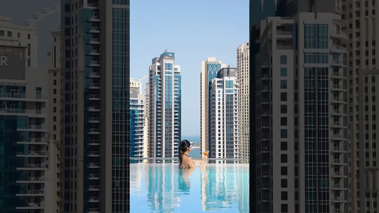 Infinity pool + Dubai Marina views = pure perfection. 