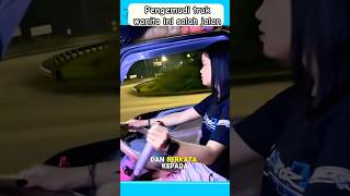 Female truck driver takes a wrong turn and makes a U-turn #shortvideo #truckdriver Female truck driver takes a wrong turn and makes a U-turn #shortvideo #truckdriver