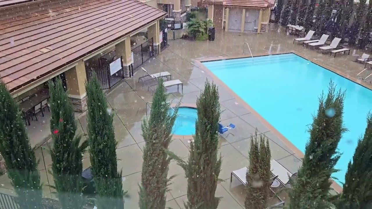 В Чико снег