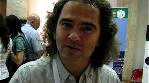 Collectors collect and connect on Colnect