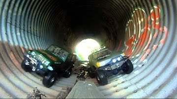 AXIAL scx10 honcho first water run video.