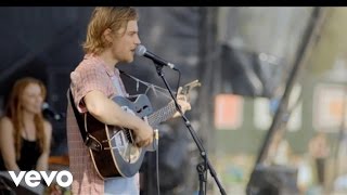 Miniatura de "Johnny Flynn - The Water (Live at The Lewes Stopover 2013)"