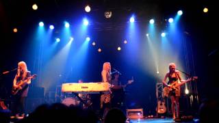 Eisley Oxygen Mask