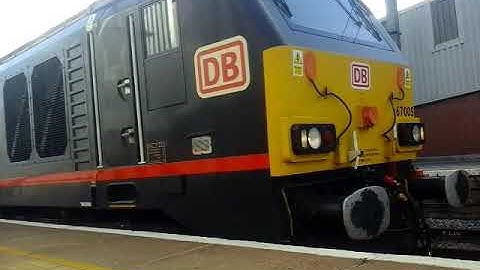 Class 91 gets dragged out of Peterborough