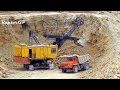 EKG-5 electric shovels load limestone on BELAZ-7522. Погрузка известняка на БелАЗ-7522 ЭКГ-5А