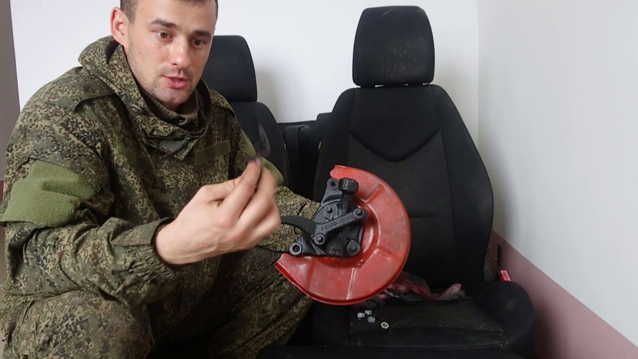 Поворотный кулак ваз 2106