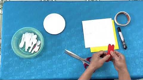 Dạy trẻ làm con chuồn chuồn từ nguyên vật liệu tái chế