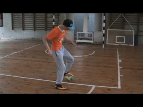 Levan Kvaratskhelia Football-Freestyle Amazing Tricks