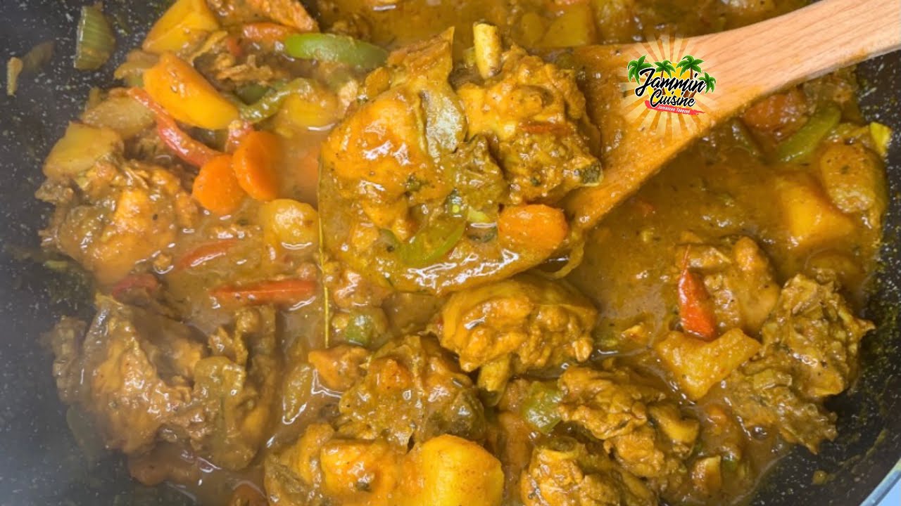 How To Make Jamaican Curry Chicken || Easy Curry Chicken Recipe
