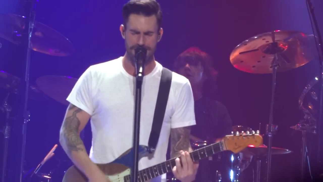 Maroon 5 - Tangled - live Manchester 13 january 2014 - HD