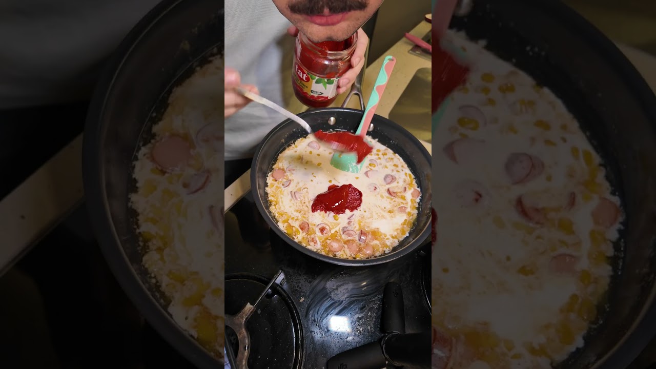 🍝 TABAK TABAK YENİR 💯 SALÇALI SOSİSLİ MAKARNA! 🤤🔥 #shorts #pratiktarifler #yemektarifleri 🍝 TABAK TABAK YENİR 💯 SALÇALI SOSİSLİ MAKARNA! 🤤🔥 #shorts #pratiktarifler #yemektarifleri