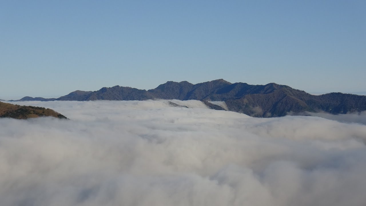 剣山＆次郎笈　（見ノ越から古劔神社経由、帰りは大劔神社を経て西島駅からリフト）