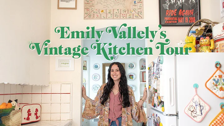 Vintage Kitchen Tour | Emily Vallely's Vintage Apa...