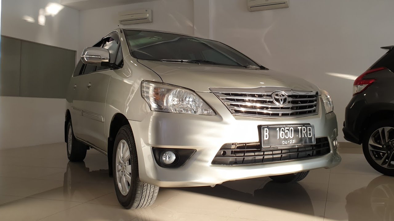 Toyota Grand New Kijang Innova 2.0 G M/T 2013 [AN40] In Depth Review ...