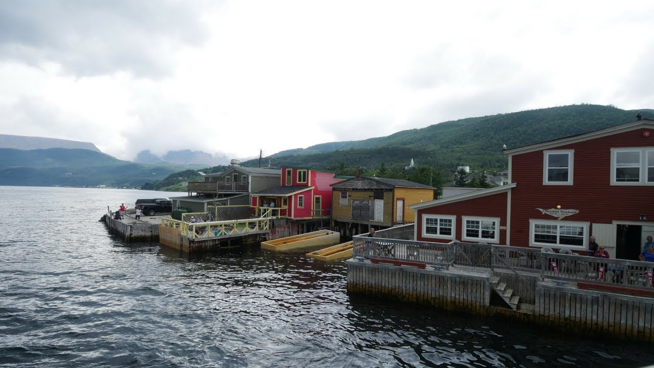 boat tour in gros morne