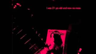 Ruth Veln Kiss - I Want A Stone
