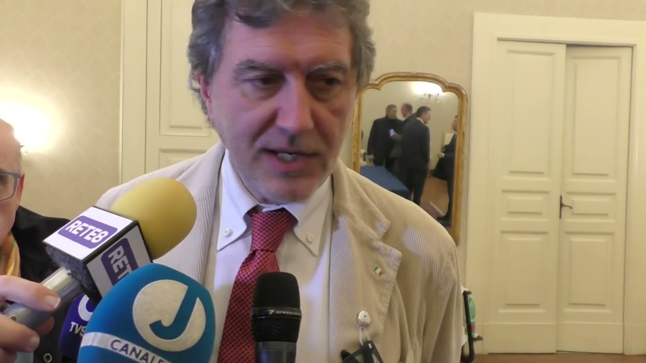 Santa Maria, Marsilio: "La zona rossa è troppo piccola"