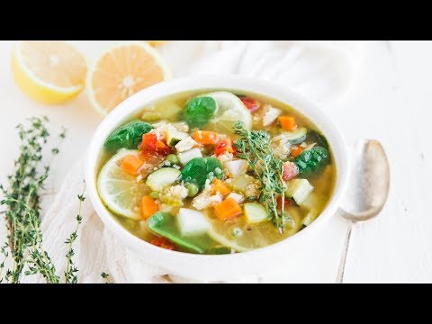 Lemon Chicken Quinoa Soup