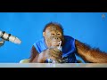 Animalias orangutan freddie tries a few snacks asmr