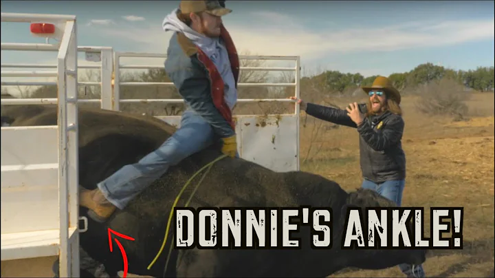 Donnie rides a bull out of the trailer - Rodeo Tim...
