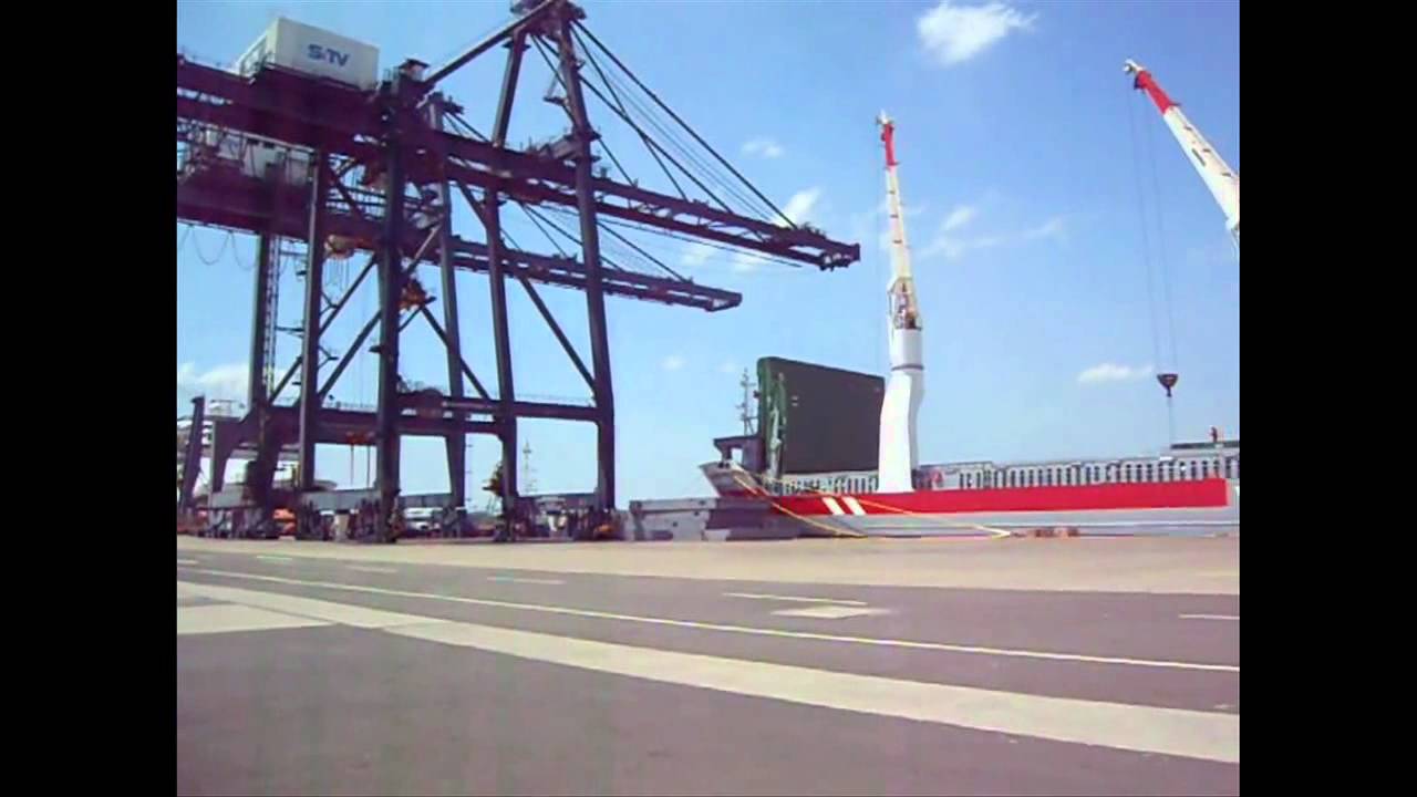 AtlanticBorg in PHU MY [Vũng Tàu-VietNam] - YouTube
